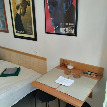Appartement Male Utulne S Koupelnou A Kuchynkou