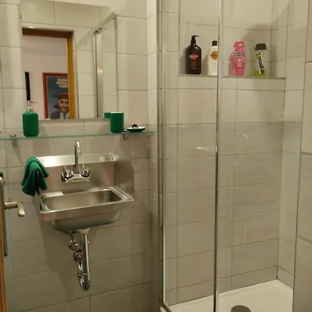 Appartement Male Utulne S Koupelnou A Kuchynkou Svinarov